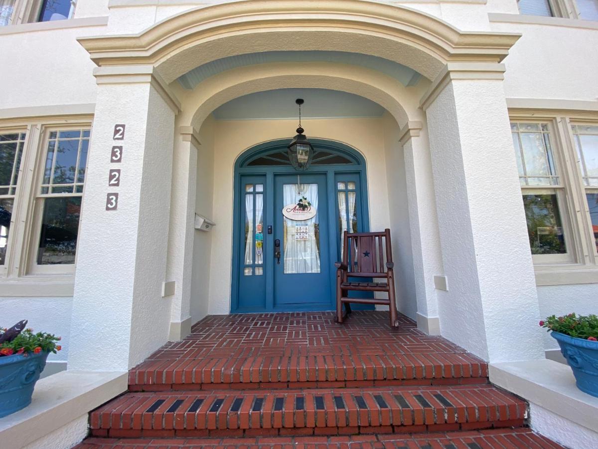 Avenue O Bed And Breakfast Galveston Exterior photo